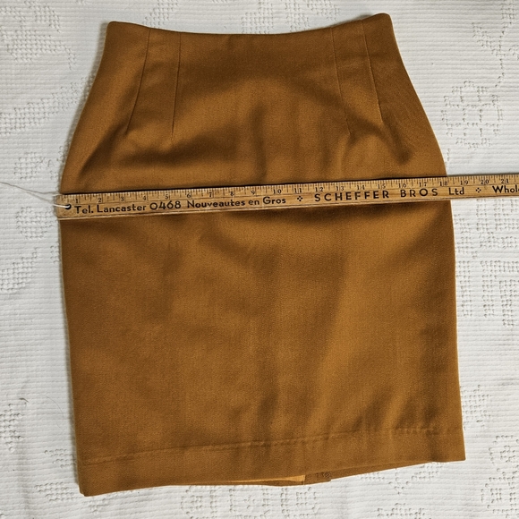 Vintage Madison Wool Skirt - Picture 5 of 6